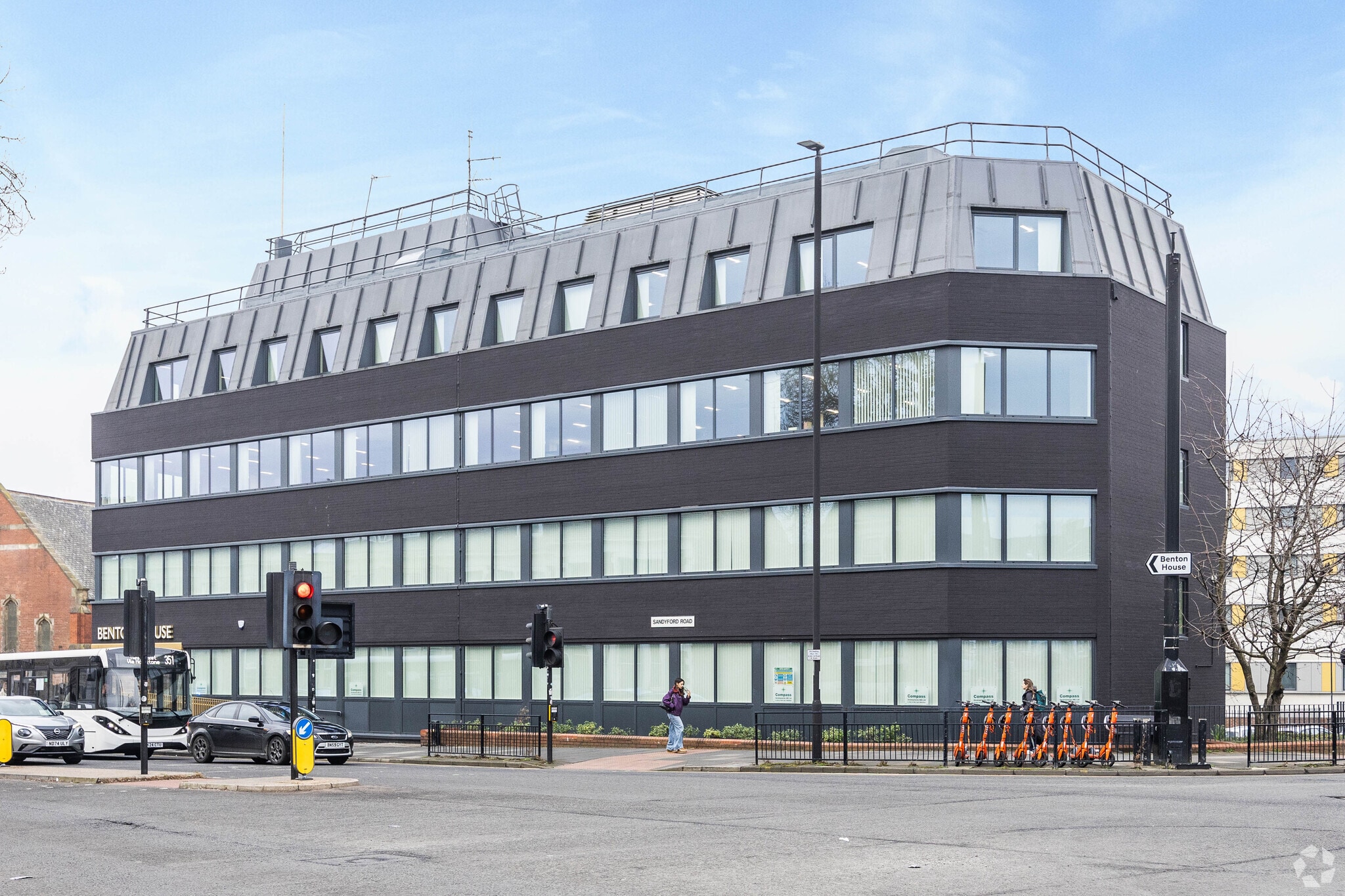 136 Sandyford Rd, Newcastle Upon Tyne for sale Primary Photo- Image 1 of 1