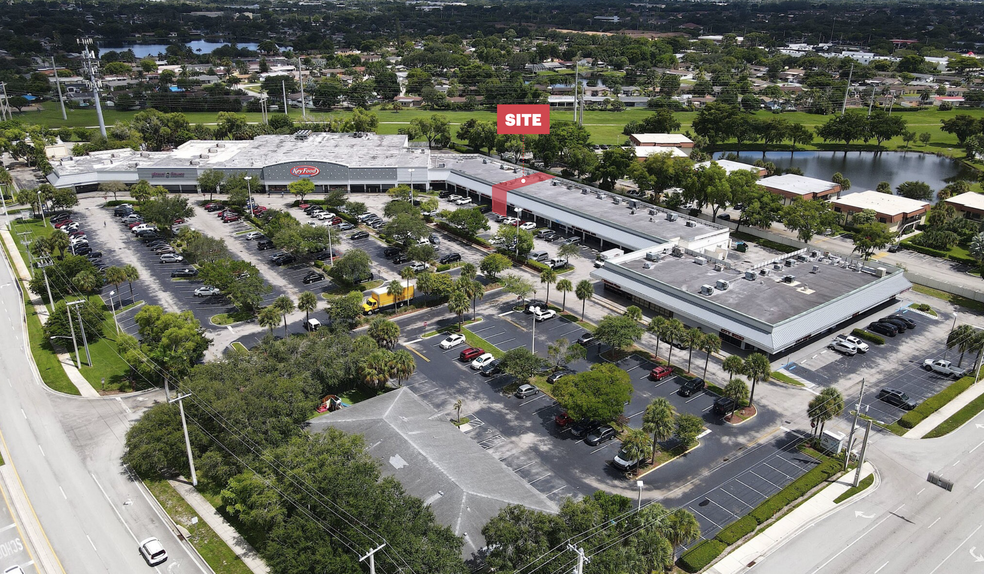 701 NW 99th Ave, Pembroke Pines, FL for lease - Building Photo - Image 1 of 24