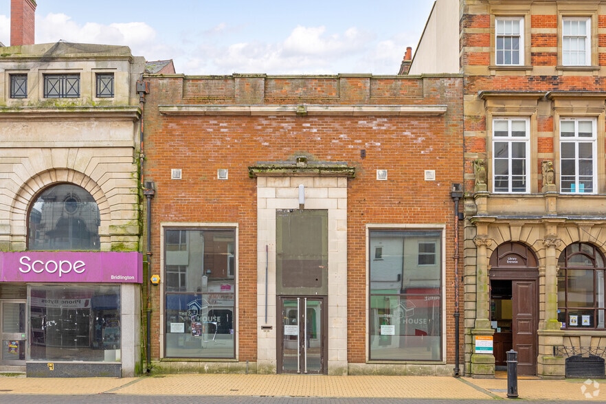 16-18 King St, Bridlington for lease - Building Photo - Image 1 of 3