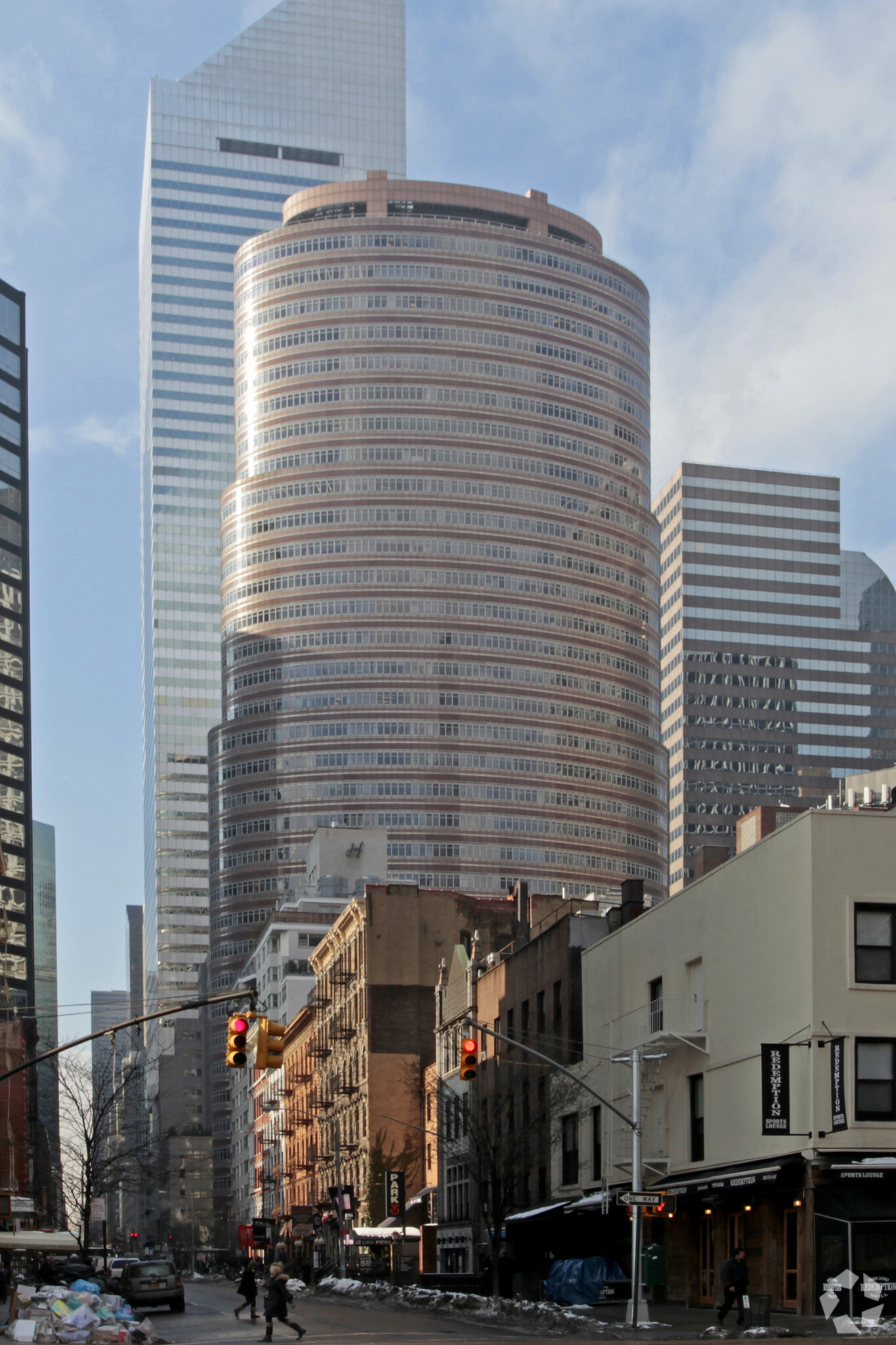 885 3rd Ave, New York, NY 10022 - Lipstick Building | LoopNet.com