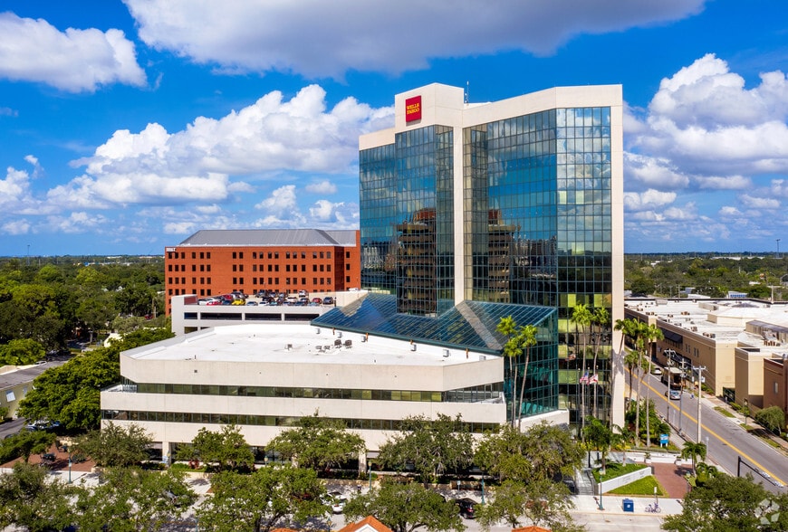 1819 Main St, Sarasota, FL for lease - Building Photo - Image 2 of 17