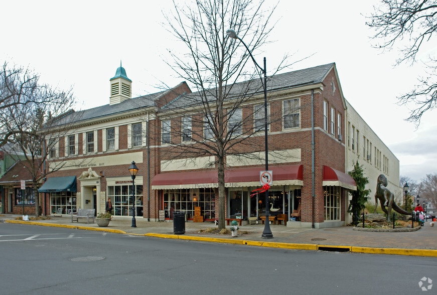 35-37 Kings Hwy, Haddonfield, NJ for lease - Building Photo - Image 1 of 6