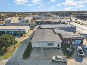 302 E Nash St, Terrell, TX - AERIAL  map view - Image1