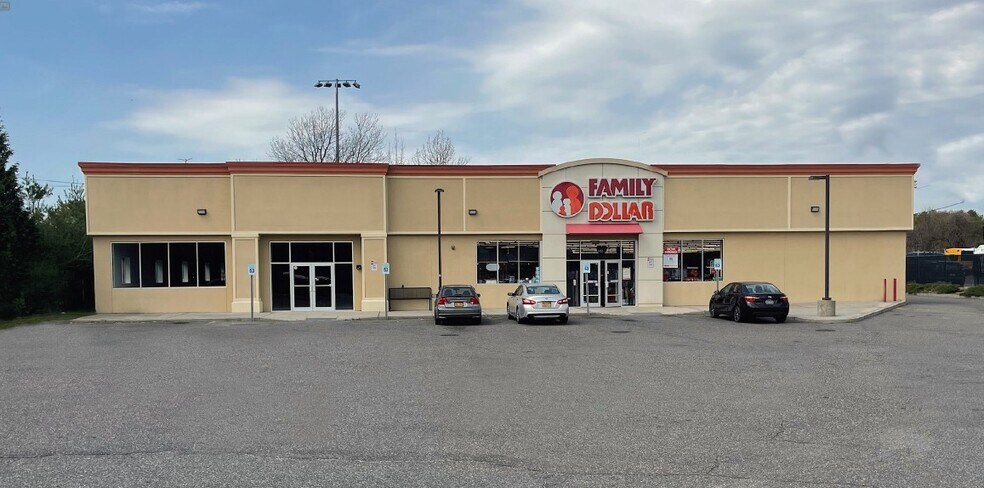 2852 Route 112, Medford, NY for lease - Building Photo - Image 1 of 10