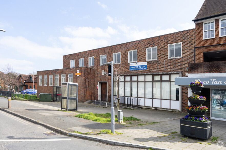 14-16 Elm Rd, Chessington for sale - Primary Photo - Image 1 of 1