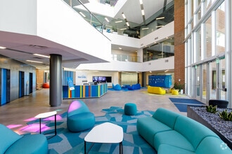 1702 E Highland Ave, Phoenix, AZ for sale Interior Photo- Image 2 of 5