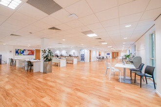 Penner Rd, Havant for lease Interior Photo- Image 1 of 8