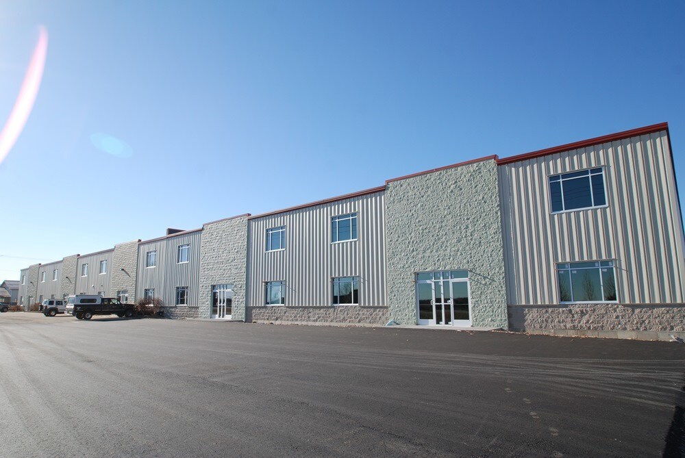 8069 HWY F, Ixonia, WI for sale Building Photo- Image 1 of 1