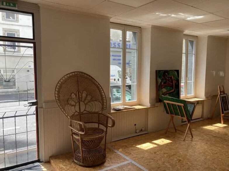 Retail in Quimper for sale - Interior Photo - Image 2 of 4