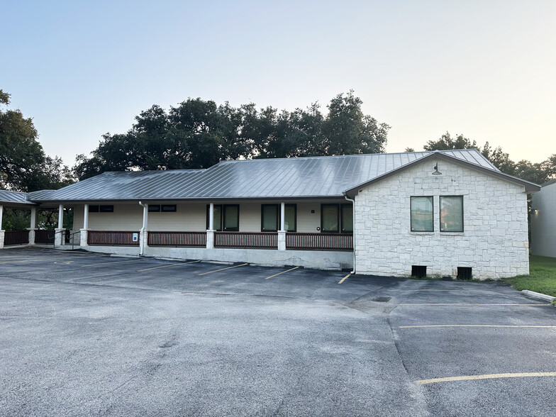 1411 S Main St, Boerne, TX for sale - Building Photo - Image 1 of 13