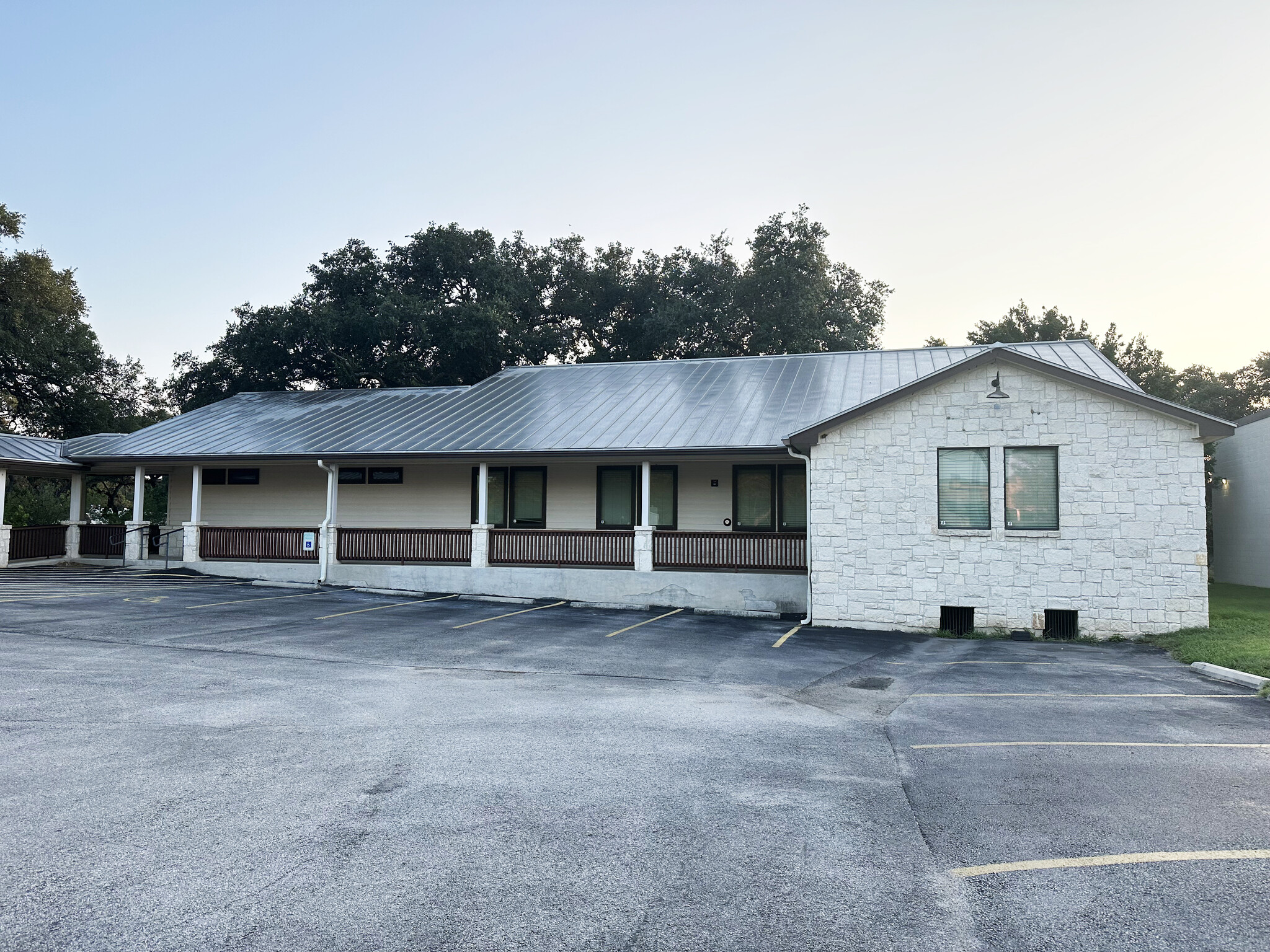 1411 S Main St, Boerne, TX for sale Building Photo- Image 1 of 14