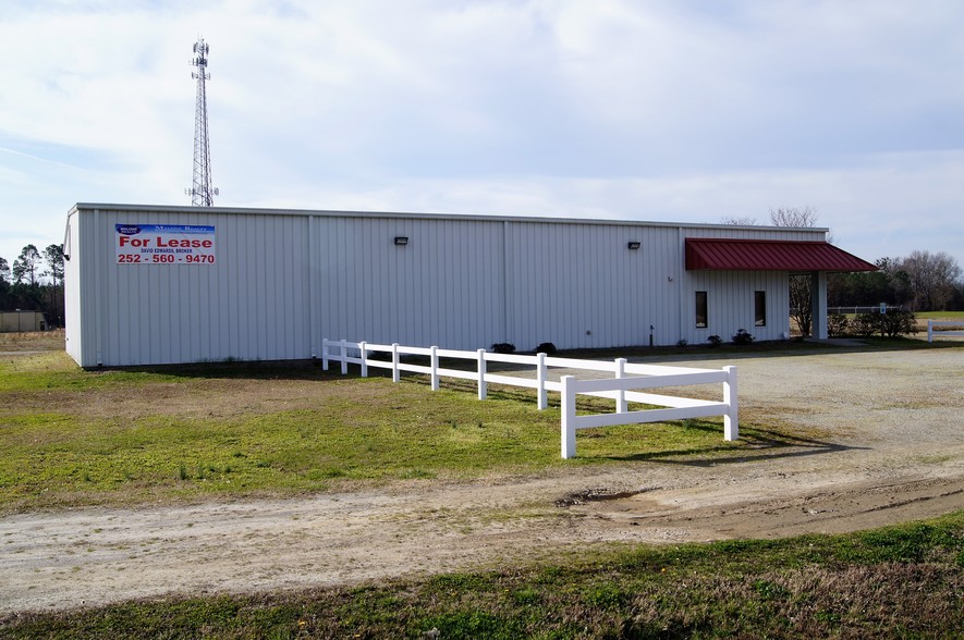 5899 US Highway 70 W, La Grange, NC for sale - Primary Photo - Image 1 of 1