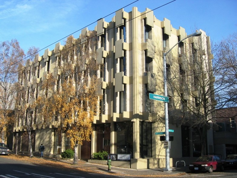 400 Queen Anne Ave N, Seattle, WA for sale - Primary Photo - Image 1 of 1