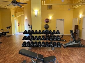 4 W University Pky, Baltimore, MD for lease Building Photo- Image 2 of 15