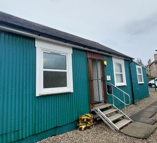 43 Craig O'loch Rd, Forfar for sale - Building Photo - Image 3 of 4