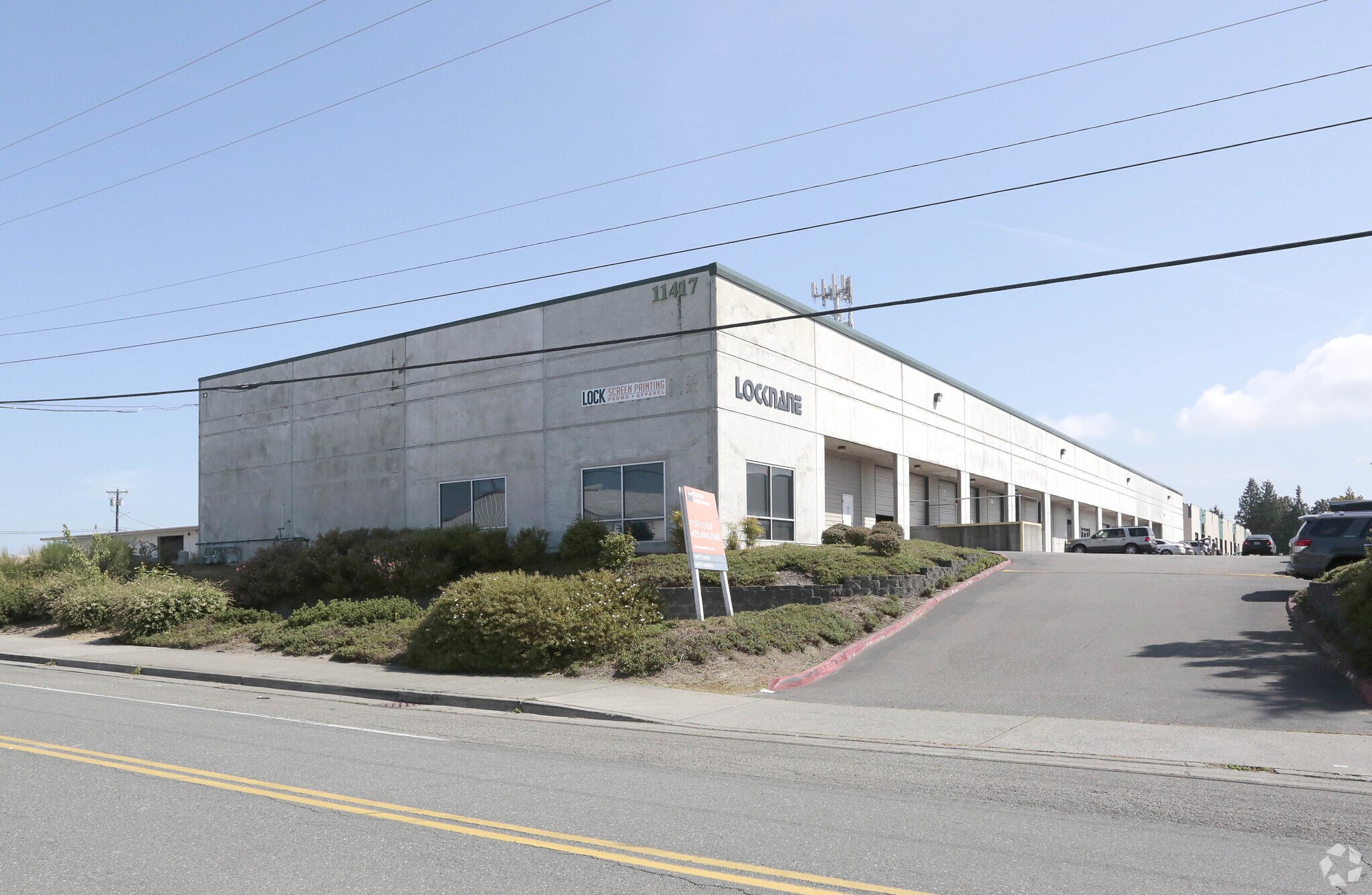 11417 Cyrus Way, Mukilteo, WA for sale Primary Photo- Image 1 of 1