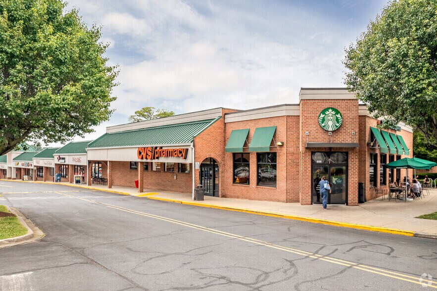 921 W 7th St, Frederick, MD for lease - Primary Photo - Image 1 of 5