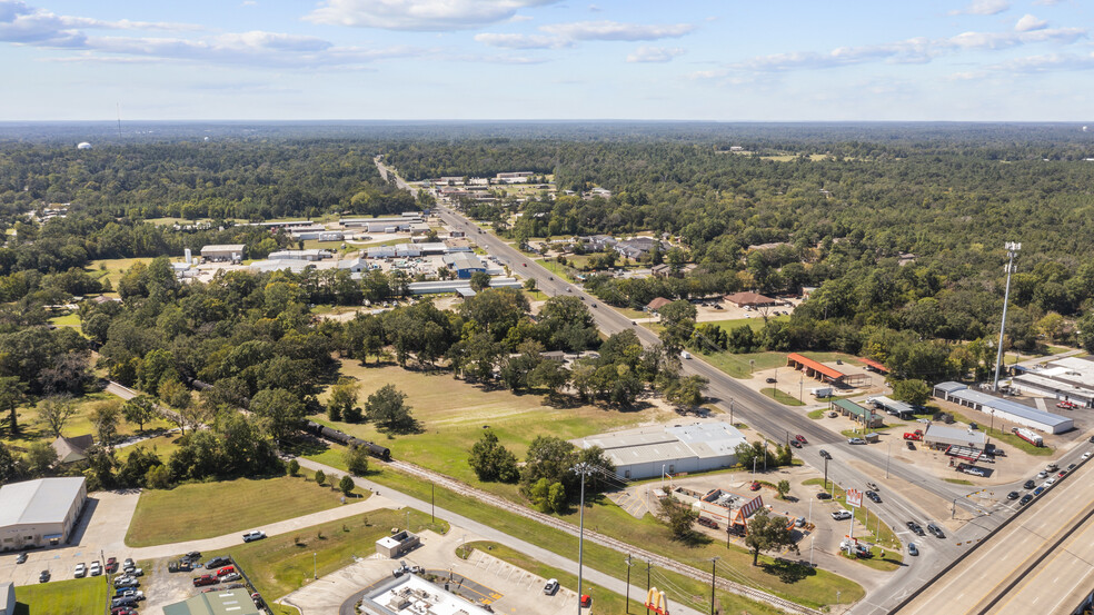 2301 W Frank Ave, Lufkin, TX for sale - Building Photo - Image 1 of 1