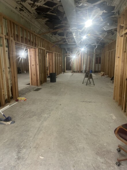 214 Main St, Frankfort, KY for lease - Interior Photo - Image 3 of 8