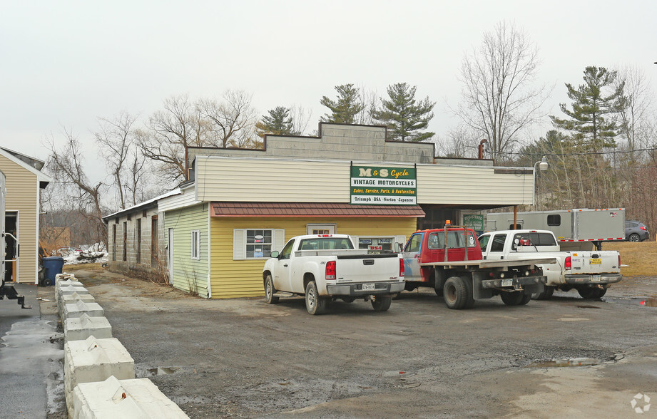 139 Freeman Bridge Rd, Schenectady, NY for sale - Primary Photo - Image 1 of 1