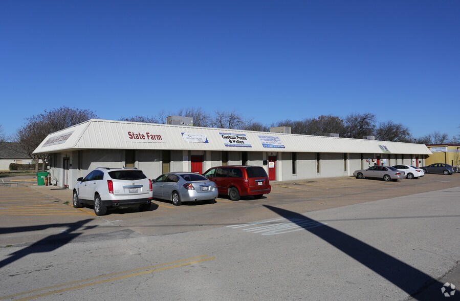201 W Belt Line Rd, Cedar Hill, TX 75104
