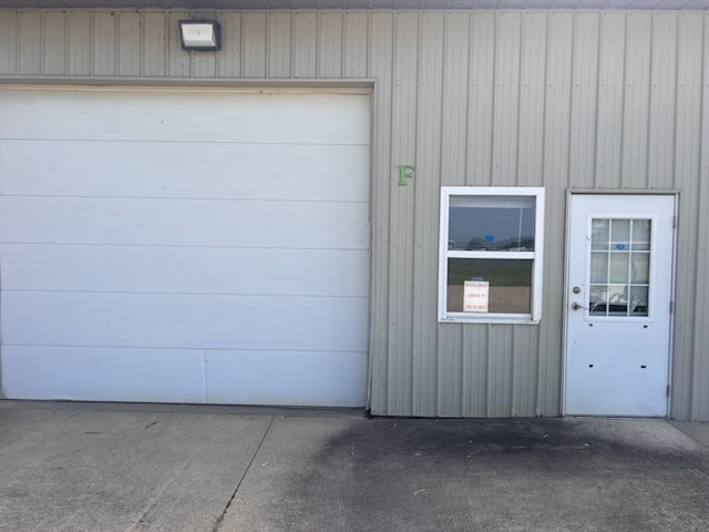 606 S Staley Rd, Champaign, IL for lease Interior Photo- Image 1 of 5