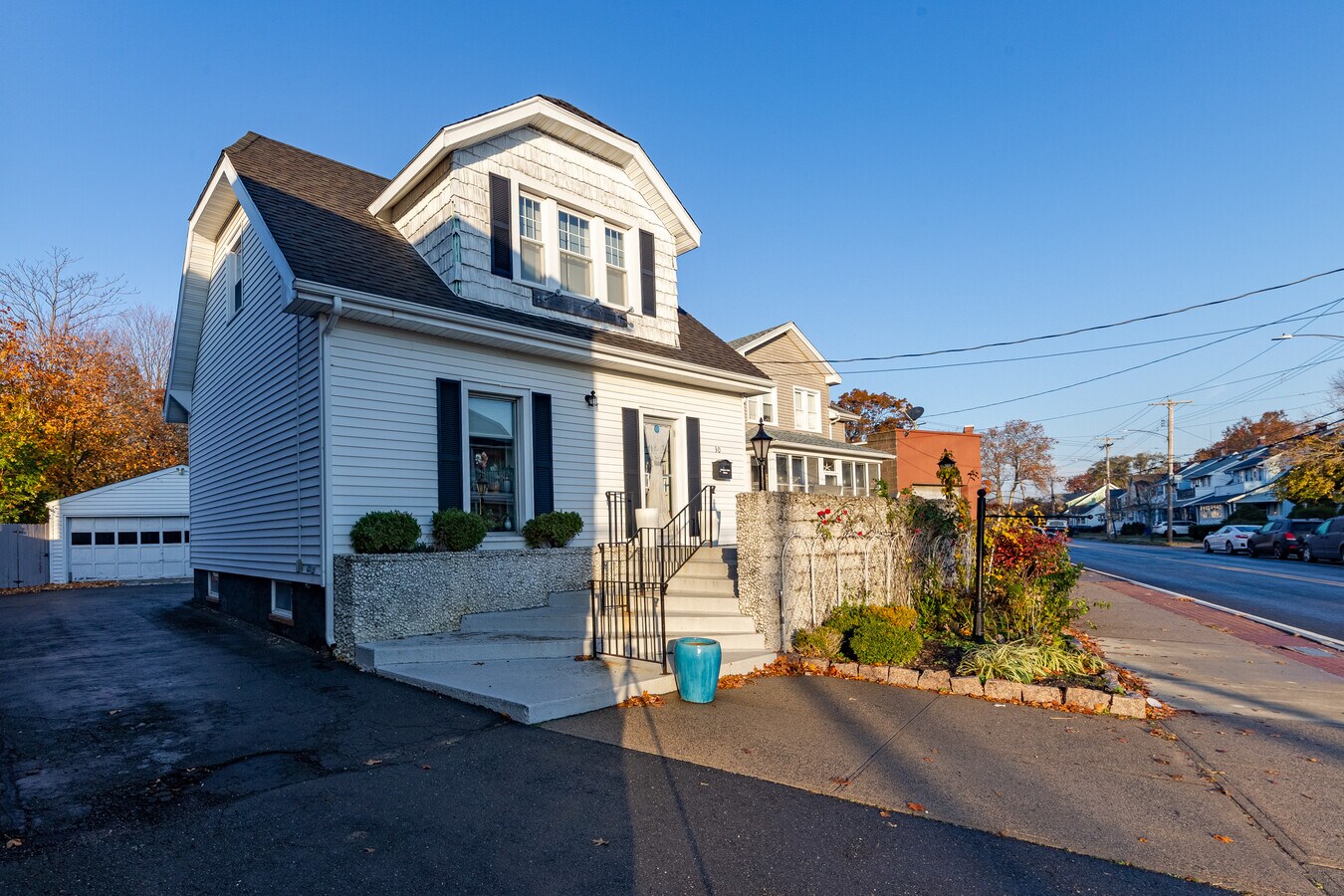 30 Townsend Ave, New Haven, CT 06512