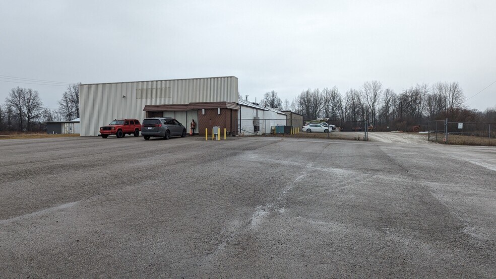 441 W Broad St, Pataskala, OH 43062