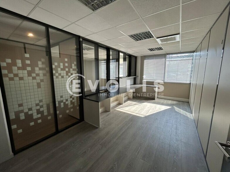 5 Rue Rudolf Diesel, Mérignac for lease - Interior Photo - Image 3 of 16