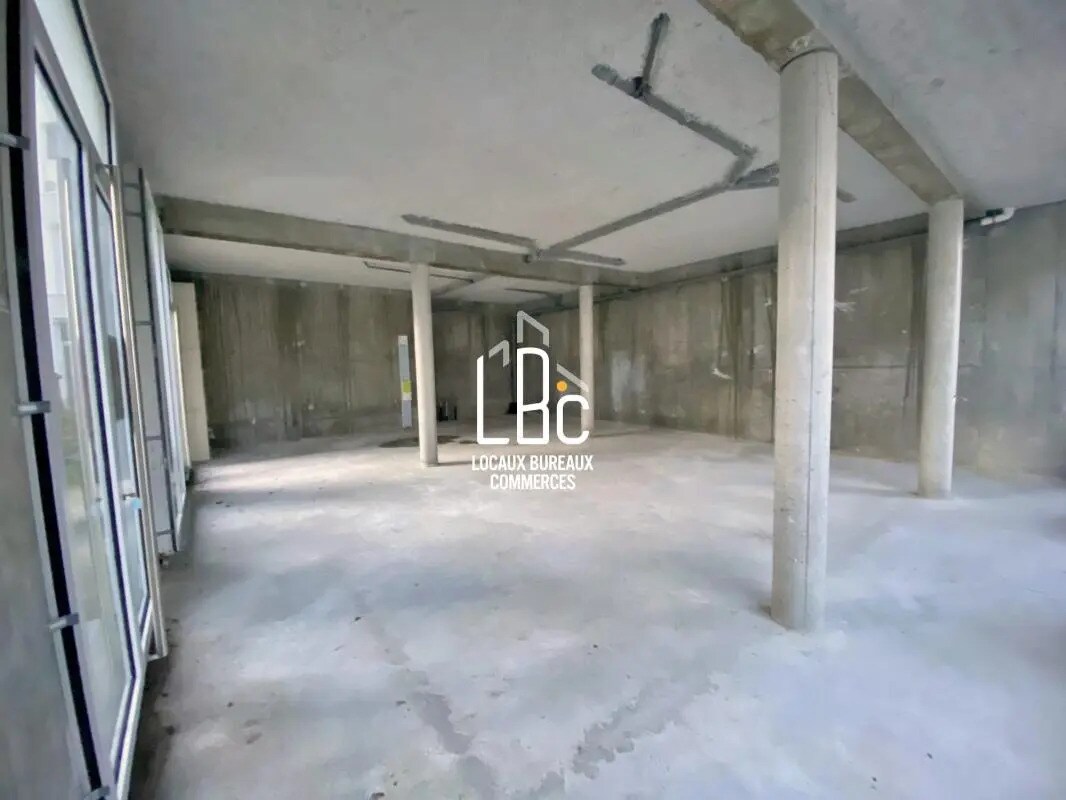 8 Rue Des Marchandises, Nantes for sale Interior Photo- Image 1 of 8