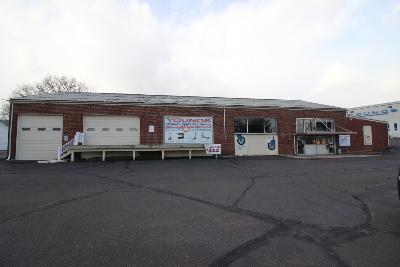 39 E Cherry Ln, Souderton, PA 18964