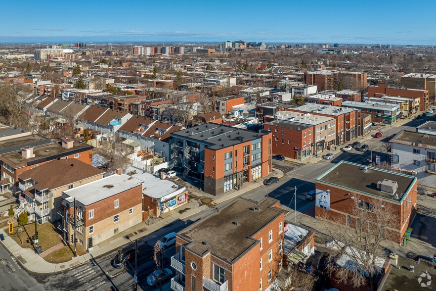 4151 Rue Beaubien E, Montréal, QC for sale - Aerial - Image 2 of 5