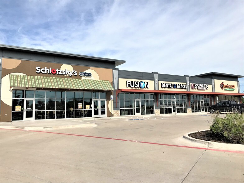 1605 Hewitt Dr, Hewitt, TX for sale - Primary Photo - Image 1 of 1