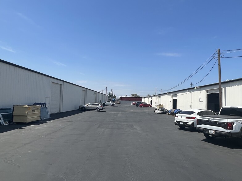 3427 Railroad Ave, Ceres, CA for lease - Building Photo - Image 3 of 6