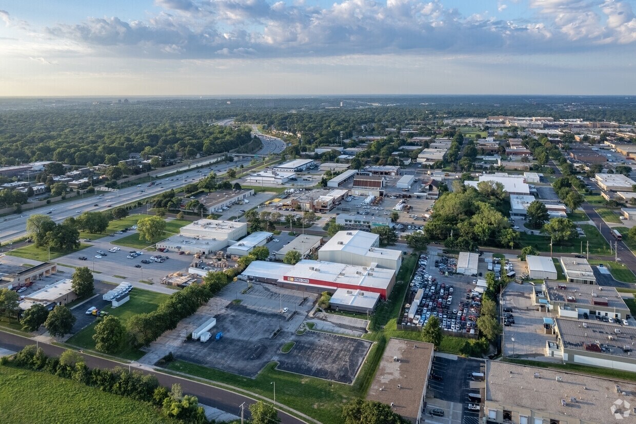 11310 89, Overland Park, KS for sale Primary Photo- Image 1 of 1