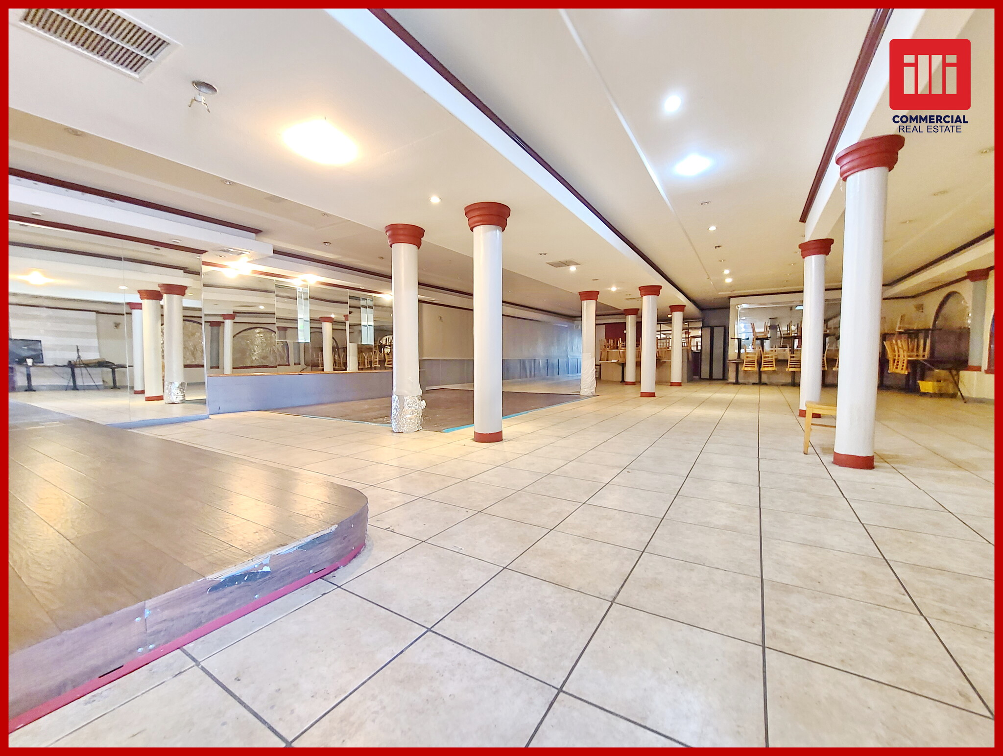 8751 Van Nuys Blvd, Panorama City, CA for lease Interior Photo- Image 1 of 9