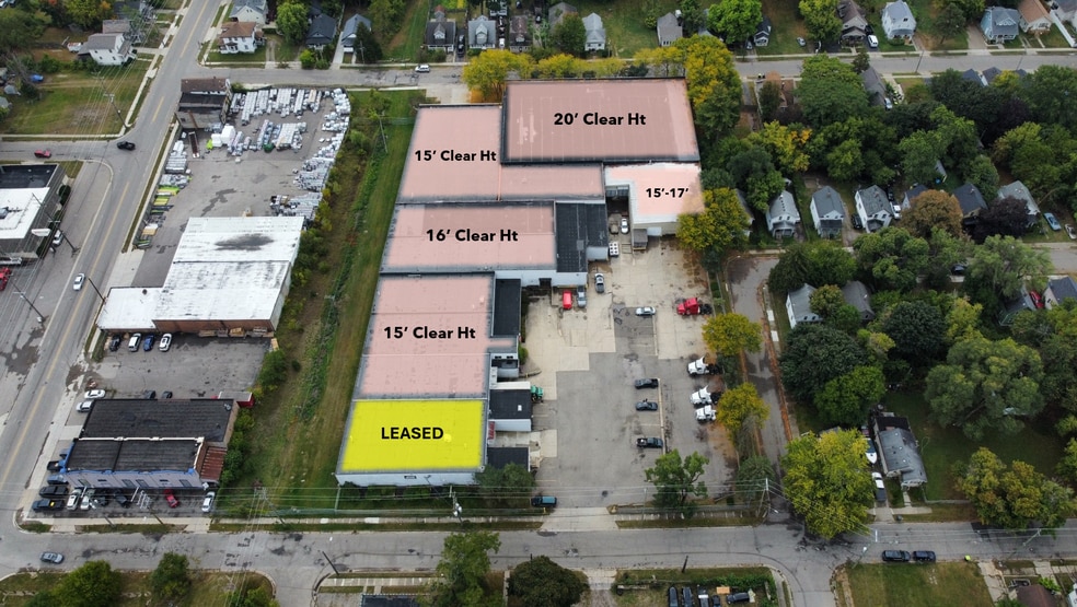 29 W Rundell St, Pontiac, MI for sale - Building Photo - Image 2 of 4