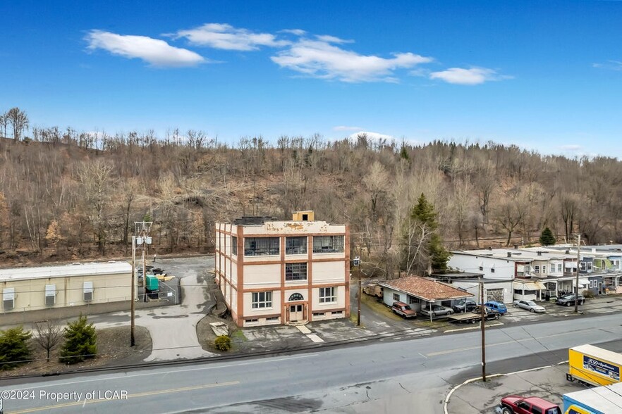 1001 W Centre St, Mahanoy City, PA for sale - Building Photo - Image 3 of 31