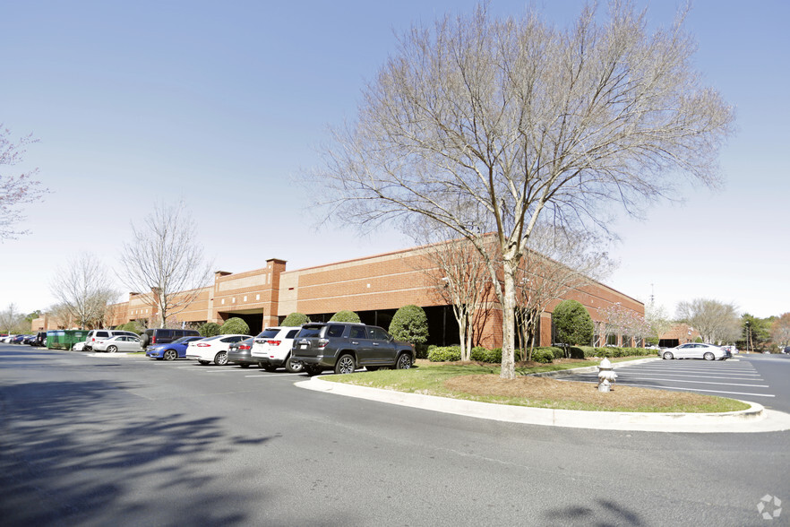 1855 Satellite Blvd, Duluth, GA for sale - Primary Photo - Image 1 of 1