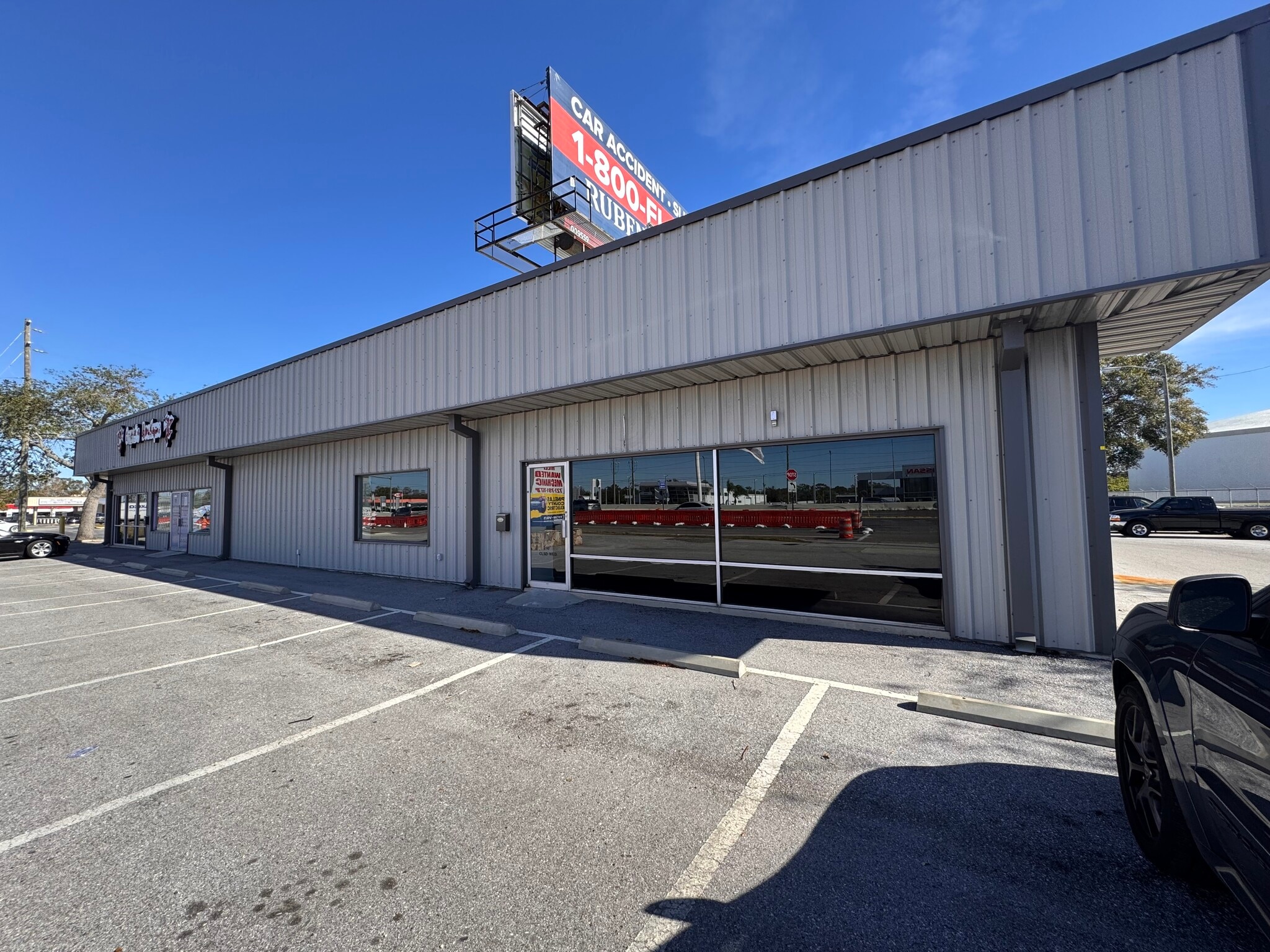 27839 U.S. Highway 19 N, Clearwater, FL for lease Building Photo- Image 1 of 9