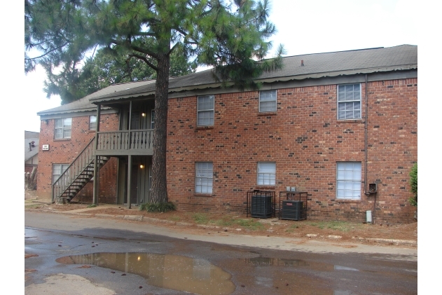 3235 S Mendenhall Rd, Memphis, TN for sale - Building Photo - Image 3 of 19