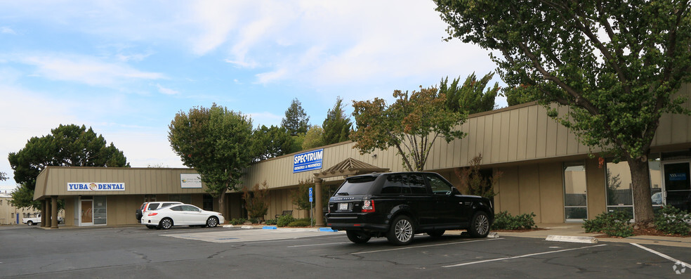 866 Plumas St, Yuba City, CA for lease - Building Photo - Image 3 of 39