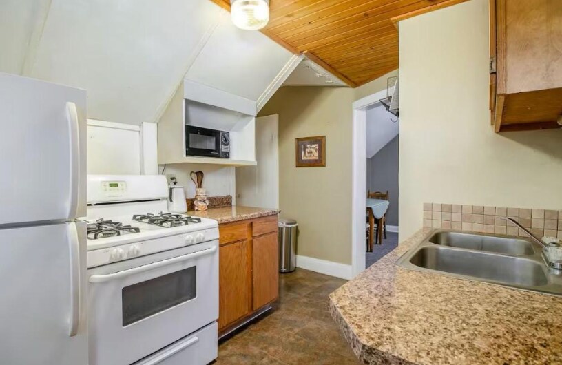 304 7th St NW, Rochester, MN for sale - Building Photo - Image 3 of 14