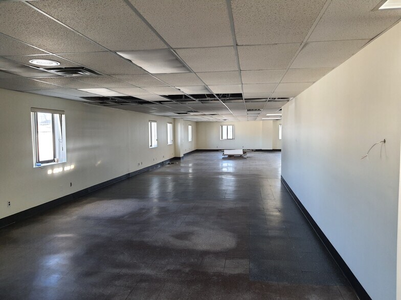 399 Lake Ave, Staten Island, NY for sale - Building Photo - Image 1 of 1