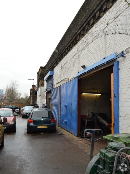 284-304 Jewell St, London for lease - Building Photo - Image 3 of 17