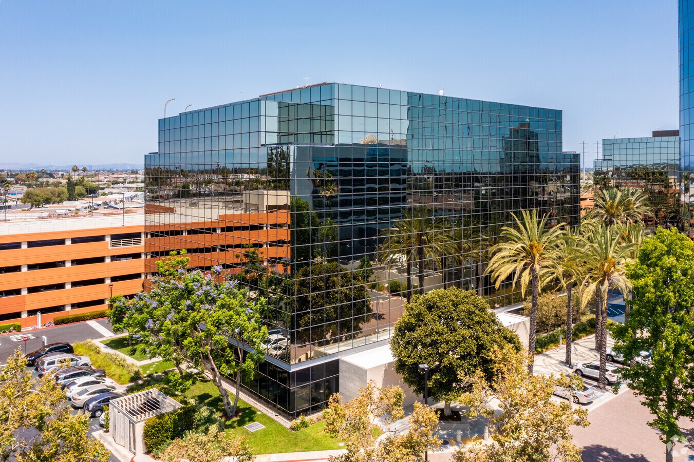 7711 Center Ave, Huntington Beach, CA 92647