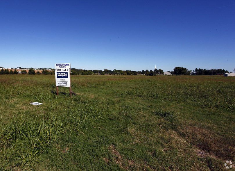 1409 S Wickham Rd, Sapulpa, OK for sale - Primary Photo - Image 1 of 1