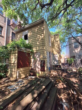 More details for 168 Bradford St, Brooklyn, NY - Multifamily for Sale