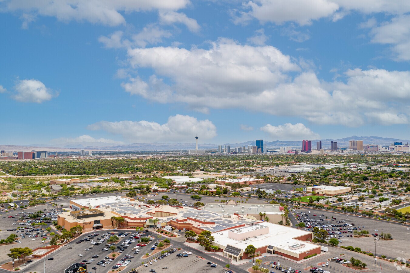 42004400 Meadows Ln, Las Vegas, NV 89107