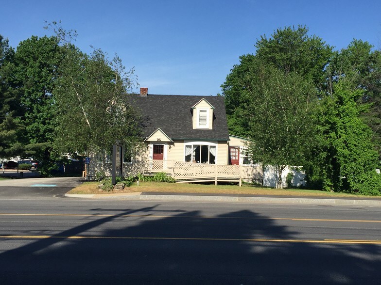 38 S River Rd, Bedford, NH 03110